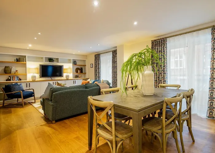 Holiday home Blake Mews